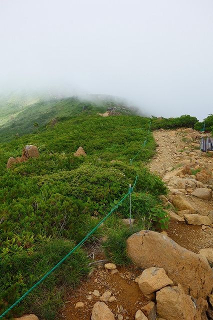 至仏山