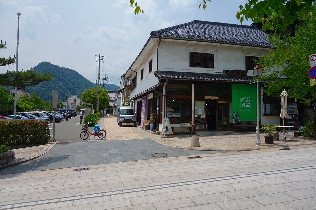 門前農館さんやそう