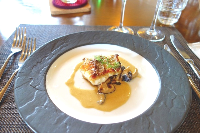 サンクゼール　ワイナリーレストラン　ランチ魚料理