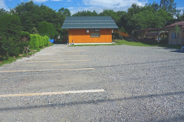 milgreenミルグリーン（小布施牧場）駐車場