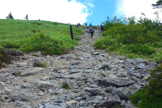 根子岳登山道（頂上付近）