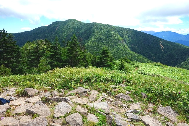 根子岳から見た四阿山