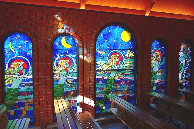 藤城清治美術館チャペル