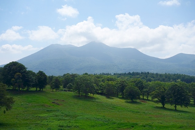 笹ヶ峰から見た黒姫山