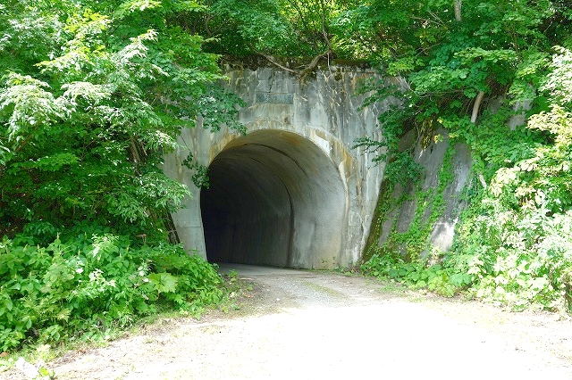 林道妙高小谷線　乙見山隧道