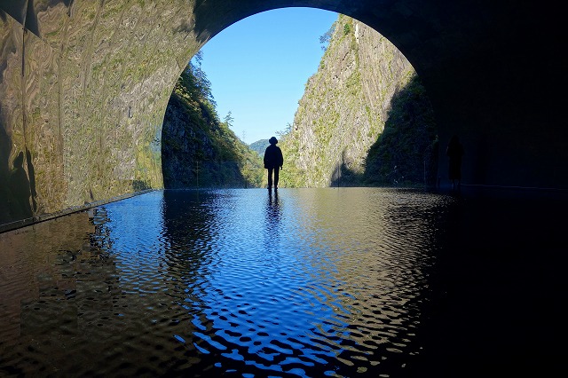 【清津峡】幻想的なトンネルと大地の造形は映え写真撮影スポット