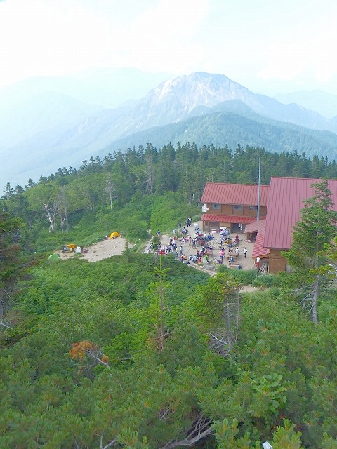 西穂山荘と焼岳