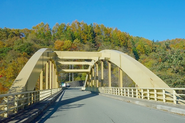 野反湖への道(国道405号線)