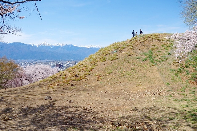 弘法山古墳後方部