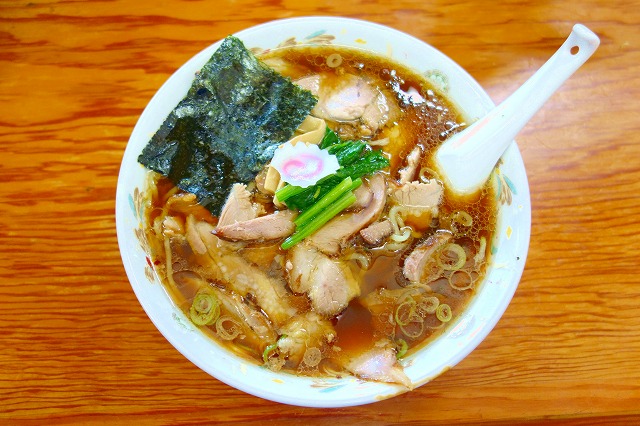 【青島食堂】新潟長岡の生姜醤油ラーメンと道の駅ながおか花火館